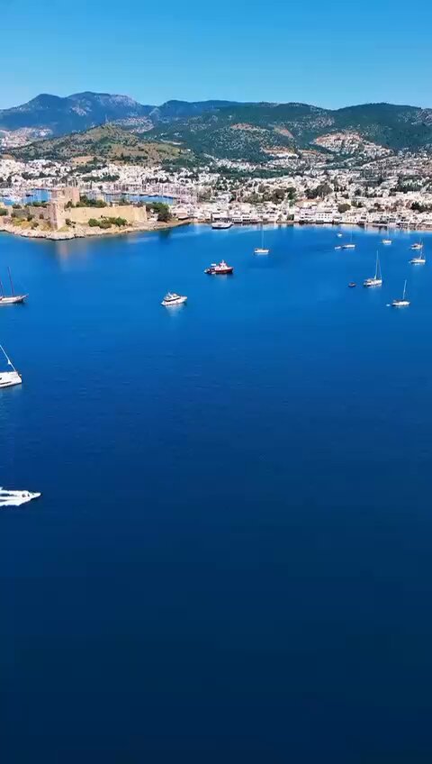 Bodrum'da Masmavi Denizler ve Huzurlu Anlar