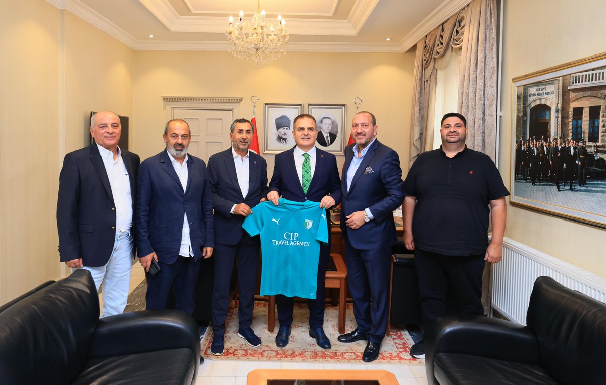 Bodrumspor Heyeti Muğla Valisi Akbıyık'ı Ziyaret Etti