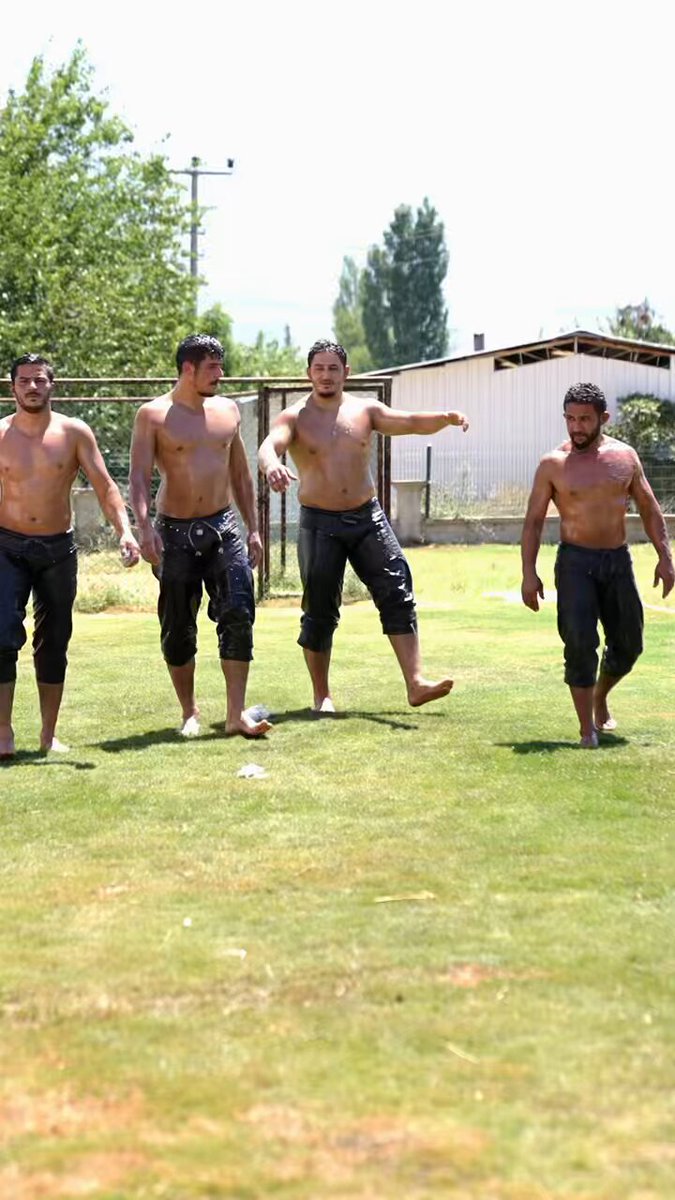 Seydikemer'de Geleneksel Yağlı Güreş Heyecanı Başlıyor