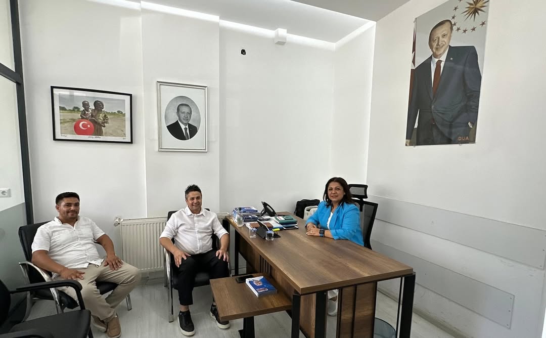 AK Parti Muğla İl Başkanlığı'ndan Vatandaşlara Nöbetçi Hizmet