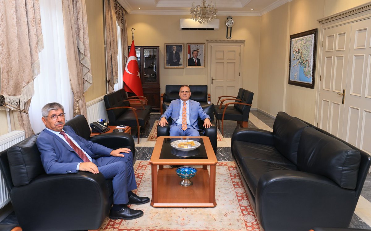 Muğla Sıtkı Koçman Üniversitesi Rektörü, Valiyi Ziyaret Etti
