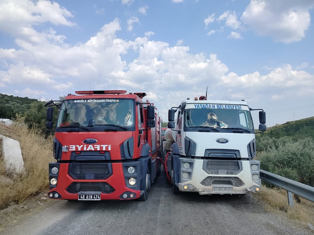 Yatağan'da Dipsiz Mahallesi'nde Yangın Paniği, Ekiplerin Hızlı Müdahalesiyle Kontrol Altına Alındı