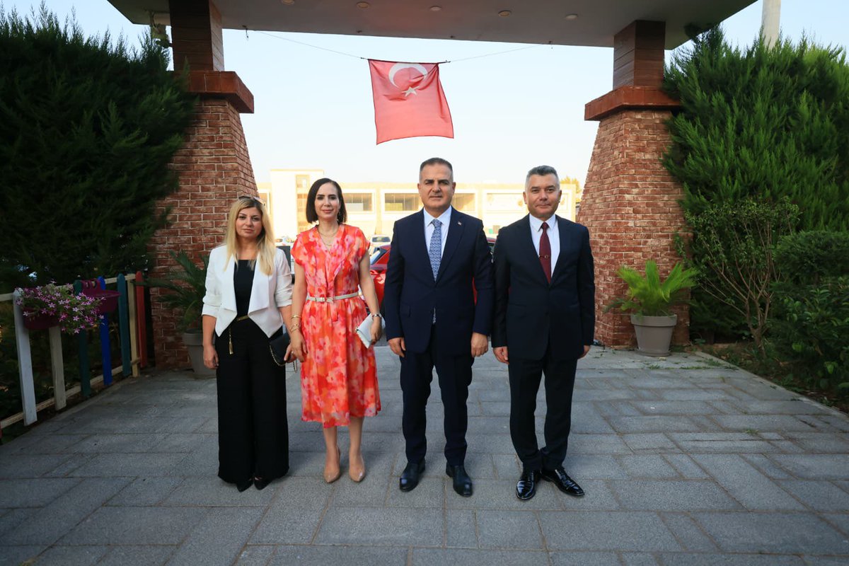 Muğla Valisi Akbıyık, Jandarma Komutanı Büyük'e Veda Yemeği Düzenledi