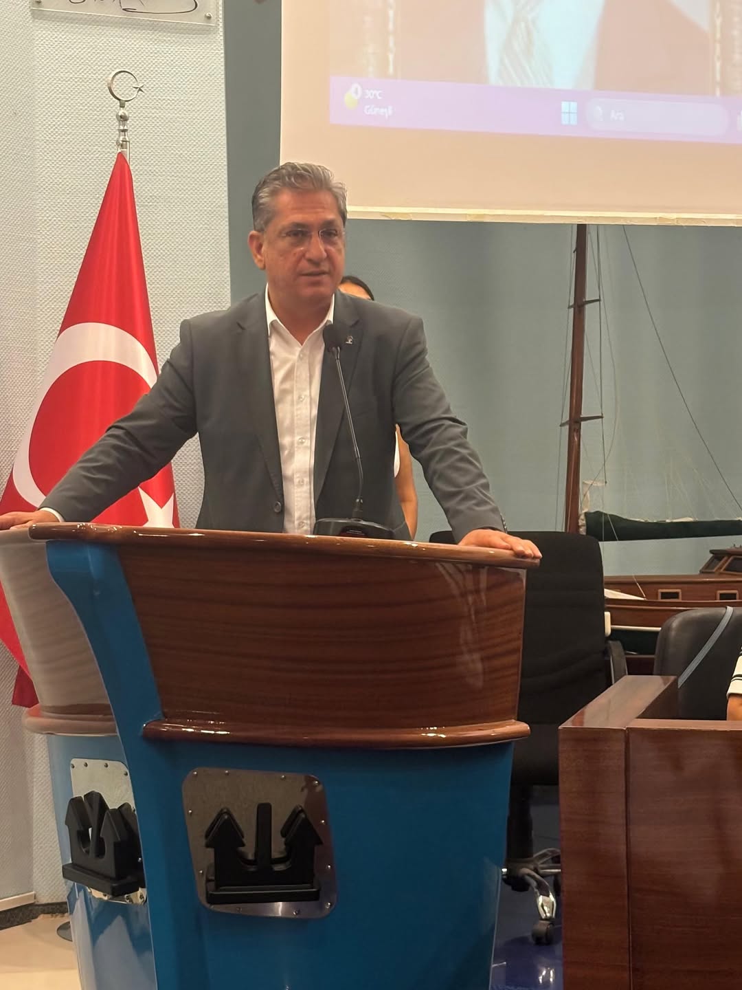 AK Parti Muğla Teşkilatları Bodrum'da Toplandı: 2028 Seçim Hedefleri Belirlendi