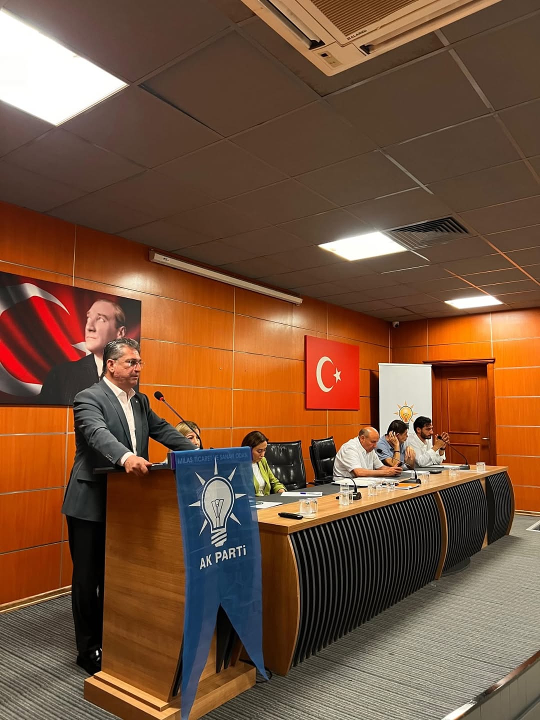 AK Parti Muğla Teşkilatı Milas'ta Danışma Meclisi Toplantısı Düzenledi