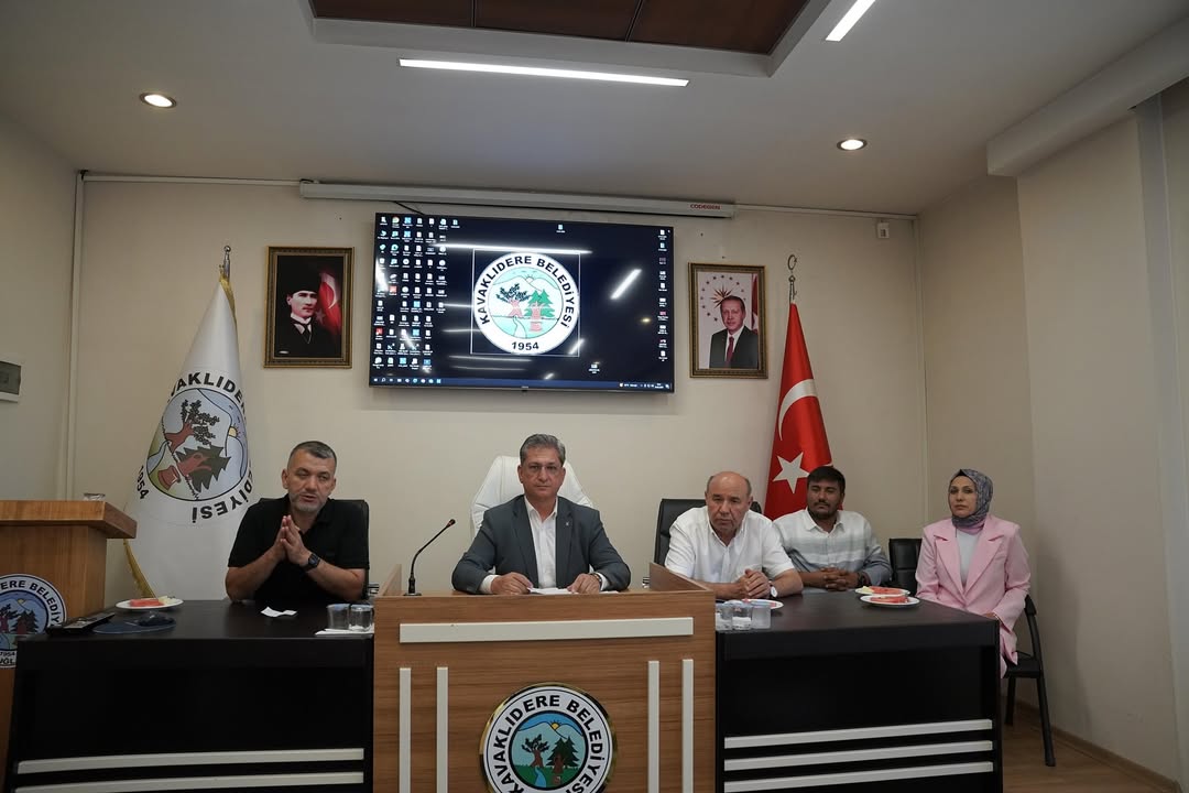 AK Parti Muğla Teşkilatları Kavaklıdere'de İstişare Toplantısı Yaptı