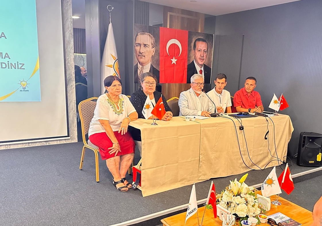 AK Parti Muğla Teşkilatları Fethiye'de İstişare Toplantısı Yaptı