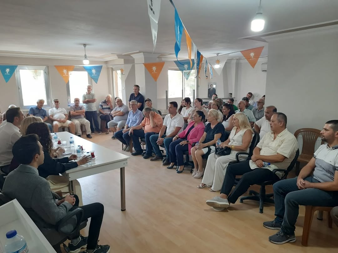 AK Parti Muğla'da İlçe Danışma Meclisi Toplantısı: 2028 Seçim Hedefleri Belirlendi