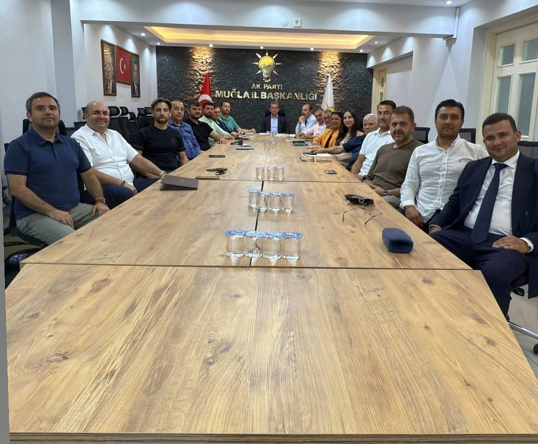 AK Parti Muğla İl Başkanlığında Haftalık Yürütme Kurulu Toplantısı Düzenlendi