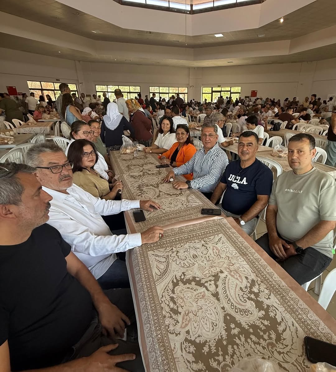 AK Parti Muğla'dan Mutlu Düğün Törenine Katılım