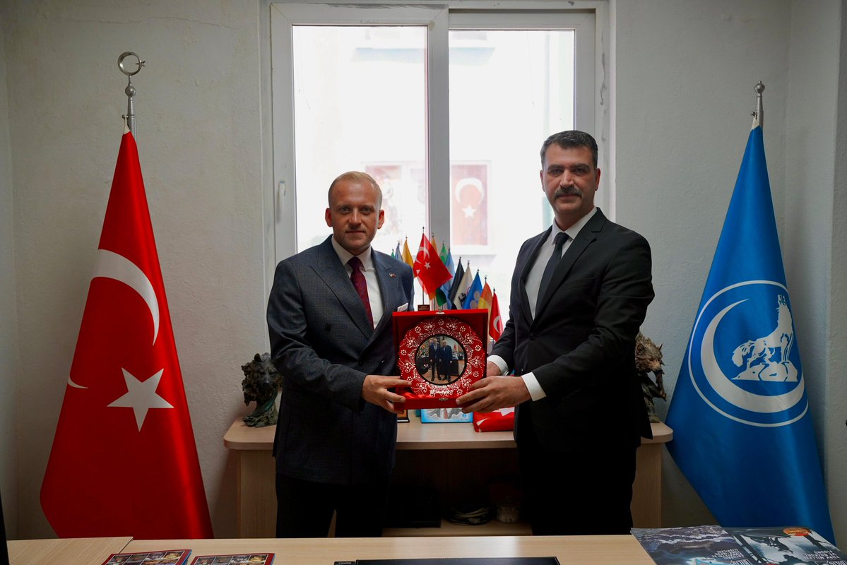 MHP Muğla İl Başkanı Demirel, Ortaca Ülkü Ocakları'nı Ziyaret Etti