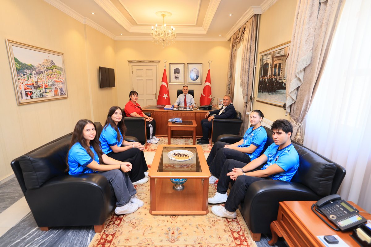 Muğla Valisi Akbıyık'ı Rafting Şampiyonları ve Michelin Yıldızlı Şef Ziyaret Etti
