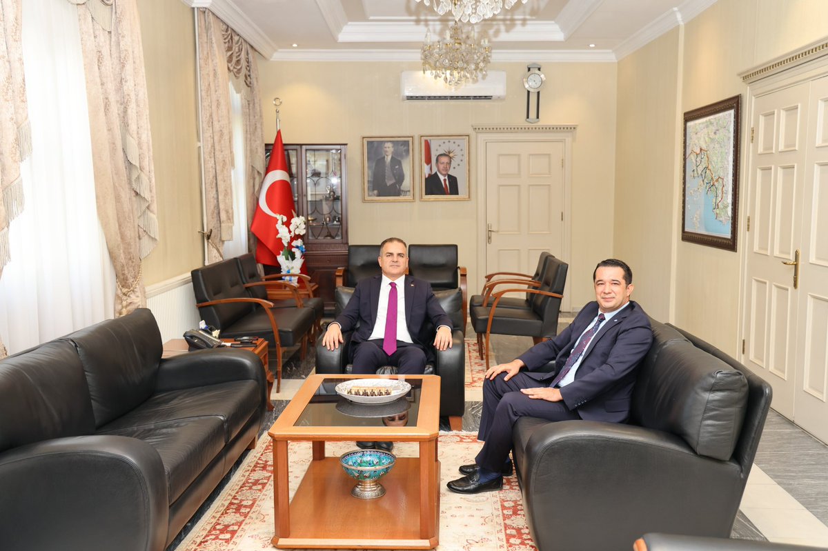 Muğla İdare Mahkemesi Başkanı Akbıyık'ı Ziyaret Etti