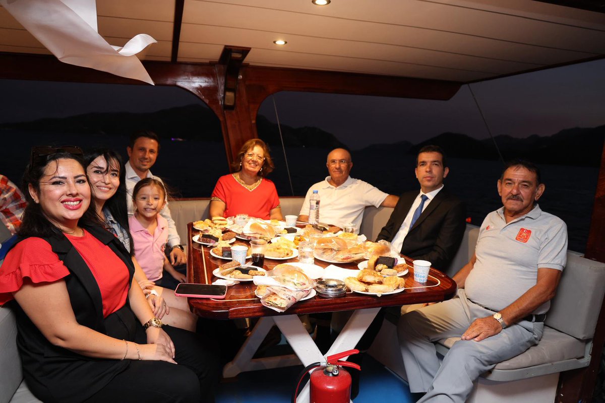 Marmaris Belediyesi Gaziler Günü'nde Kahraman Gazilerle Mehtap Turunda Buluştu