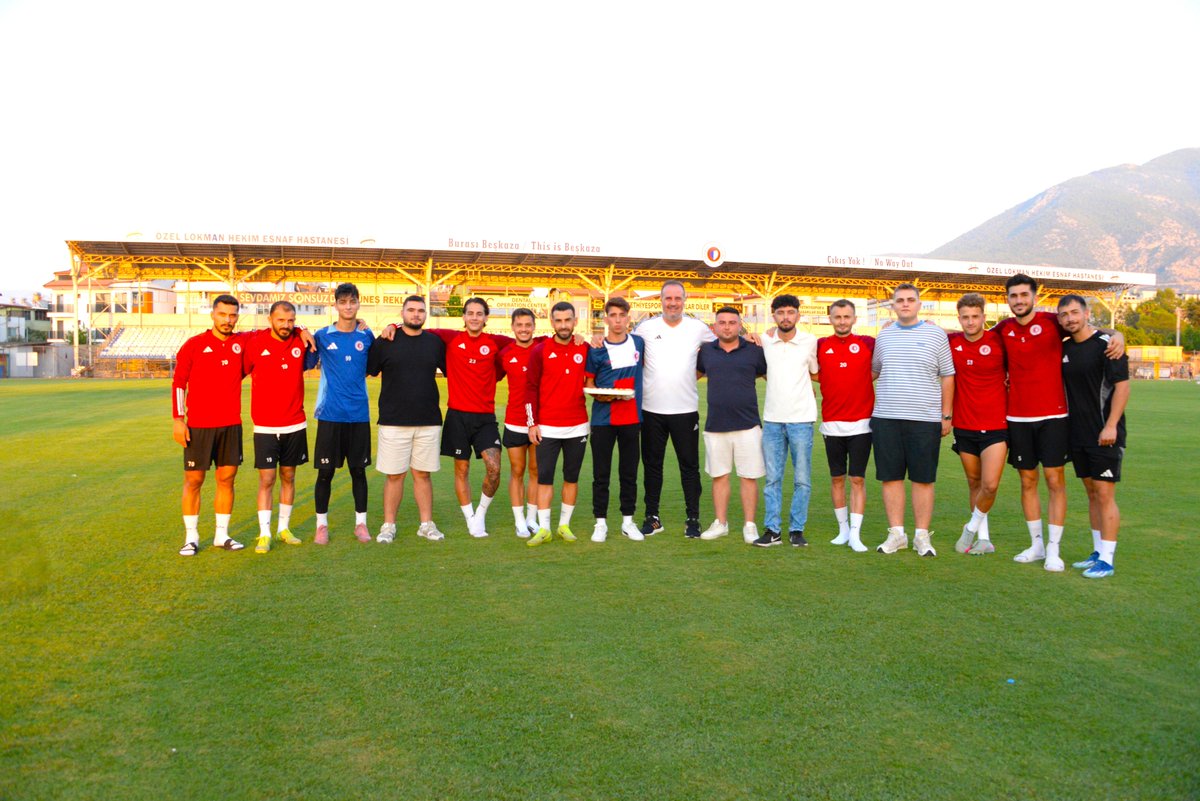 Fethiye Spor'a Taraftar Desteği: Apaches, Baklava İkramıyla Başarı Diledi