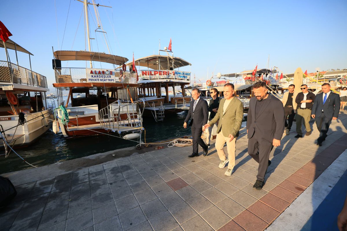Muğla Valiliği ve Fethiye Kaymakamı Kordon İncelemesiyle Esnafa ve Vatandaşlara Hizmet