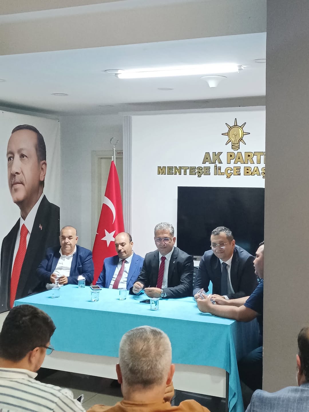 AK Parti Muğla İl Başkanı Haluk Laçin, Menteşe İlçe Teşkilatını Ziyaret Etti