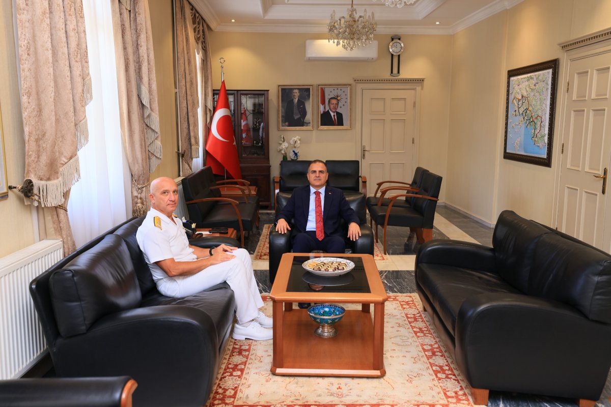 Muğla Valisi Akbıyık'a Aksaz Deniz Üs Komutanı Tuğamiral Abanoz'dan Ziyaret