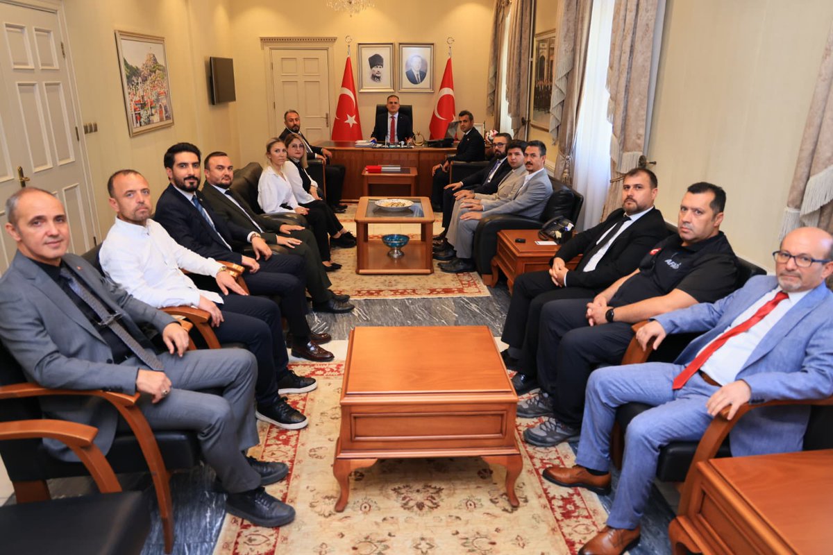 TÜRKAV ve Engelli Meclisi Muğla Valisi Akbıyık'ı Ziyaret Etti
