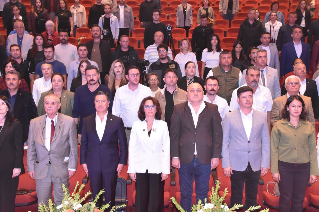 Yatağan Belediye Başkanı Mesut Günay, Yunus Nadi Ödül Töreni'nde