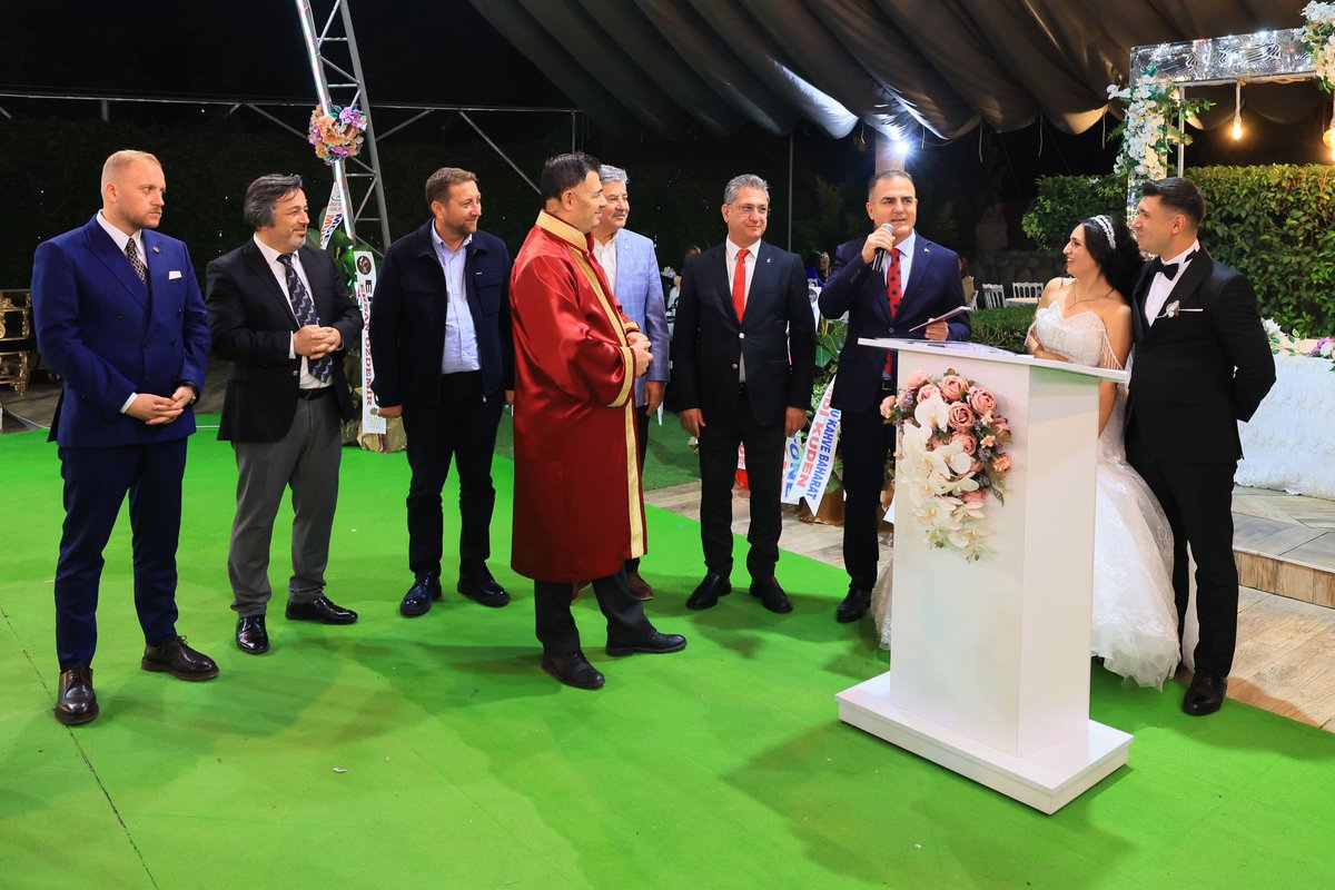 Muğla Valisi Dr. İdris Akbıyık, İş İnsanları Göçer Çiftinin Kızının Nikah Töreninde