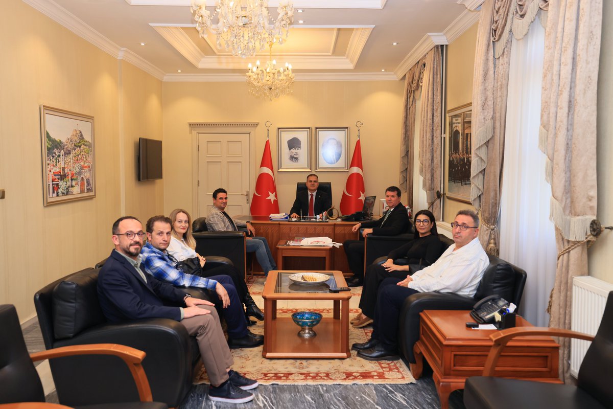 Muğla Valisi Akbıyık, Eczacı Odası ile İstişarede Bulundu