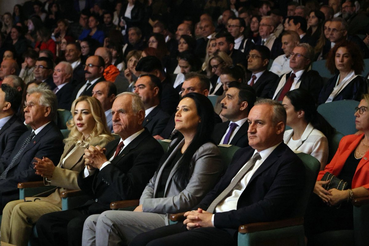 Menteşe Belediyesi, Üniversitenin Akademik Yılı Açılışına Katıldı