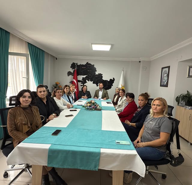 AK Parti Muğla Kadın Kolları, Ekim Ayı İlçe Başkanları Toplantısı'nı Gerçekleştirdi