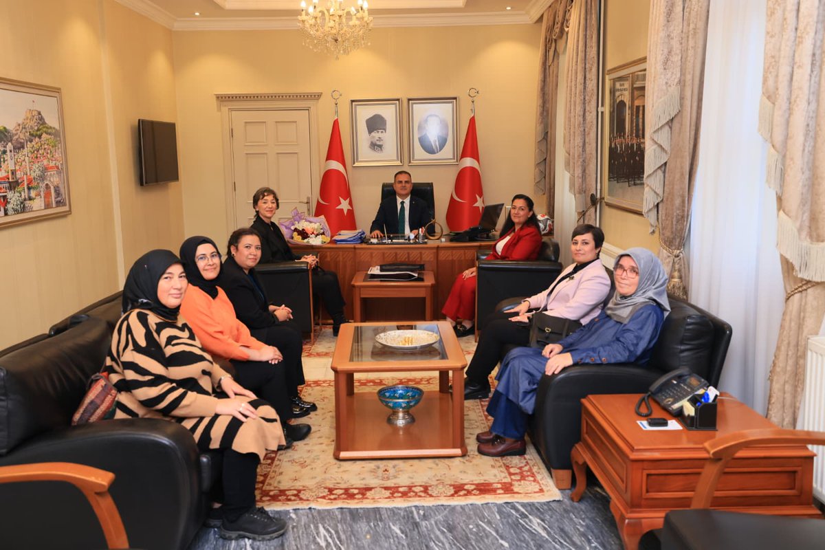 Mehir Vakfı Temsilcileri Muğla Valisi Dr. İdris Akbıyık'ı Ziyaret Etti