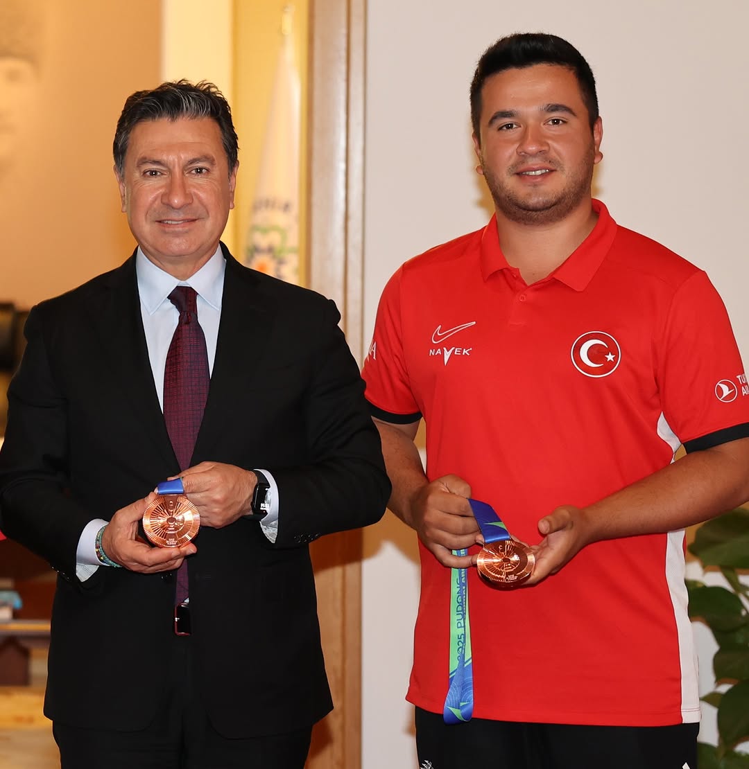 Muğla'lı Okçu Emircan Haney Dünya Şampiyonu Oldu