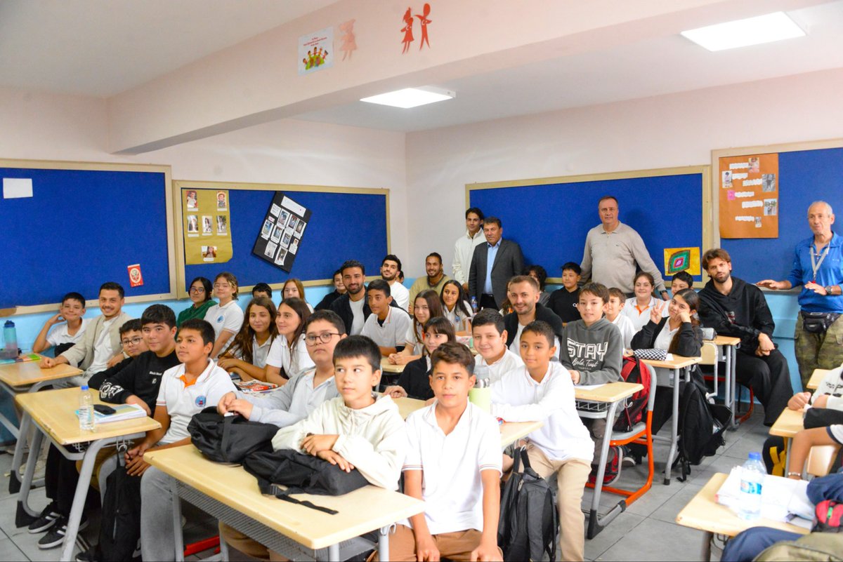 Fethiye Spor'dan Fethiye Ortaokulu'na Anlamlı Ziyaret