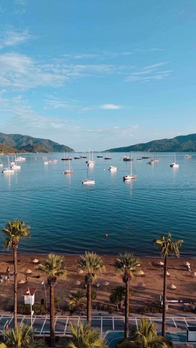 Marmaris'te Yaz Tadında Bir Ekim Ayı