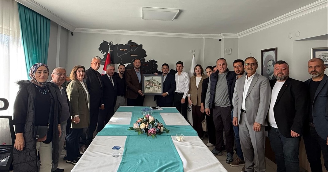 AK Parti Ula İlçe Teşkilatı'ndan Muğla İl Başkanı Cengizhan Güngör'e Hayırlı Olsun Ziyareti