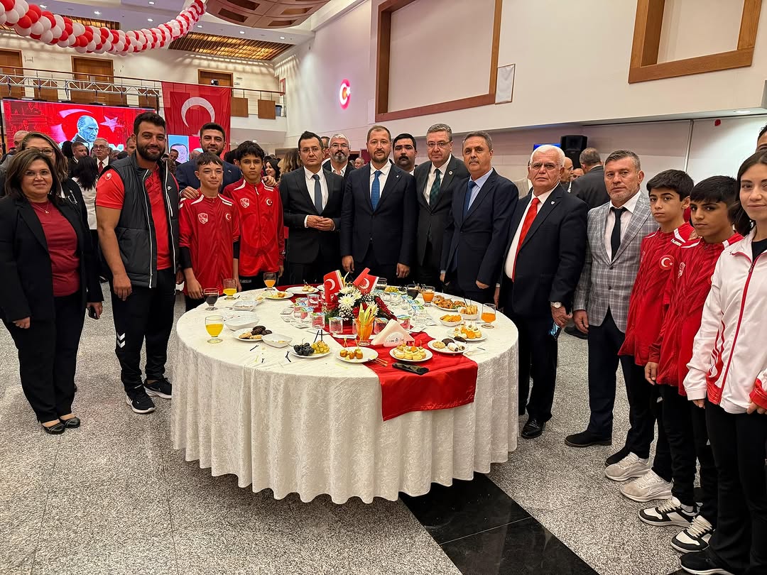 Muğla'da 29 Ekim Cumhuriyet Bayramı Coşkuyla Kutlandı